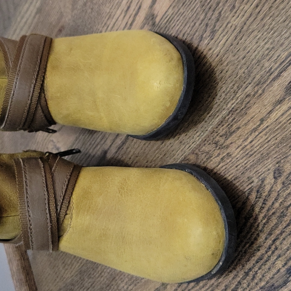 Gorgeous Sorel riding boots - Picture 7 of 15